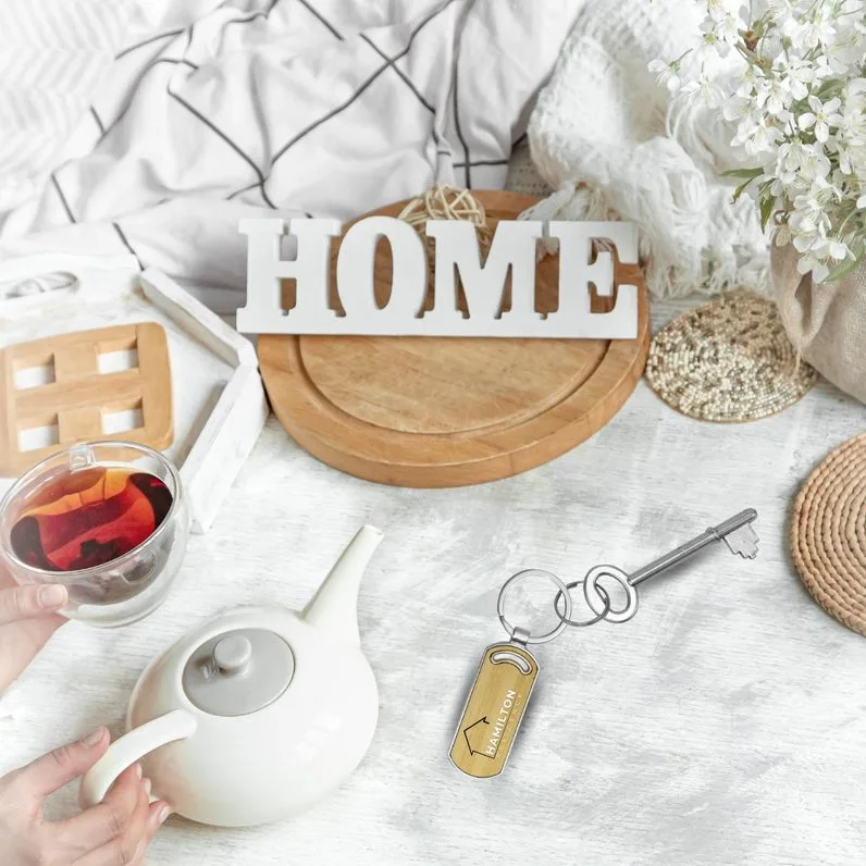 Ugo Oval Metal Bamboo Keyring